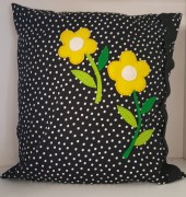 mistythreads-artisan-other-cushioncover-yellowflowers7